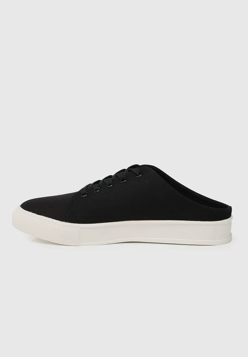 Barbie Bold Babe Rounded Toe Sneakers (Black)