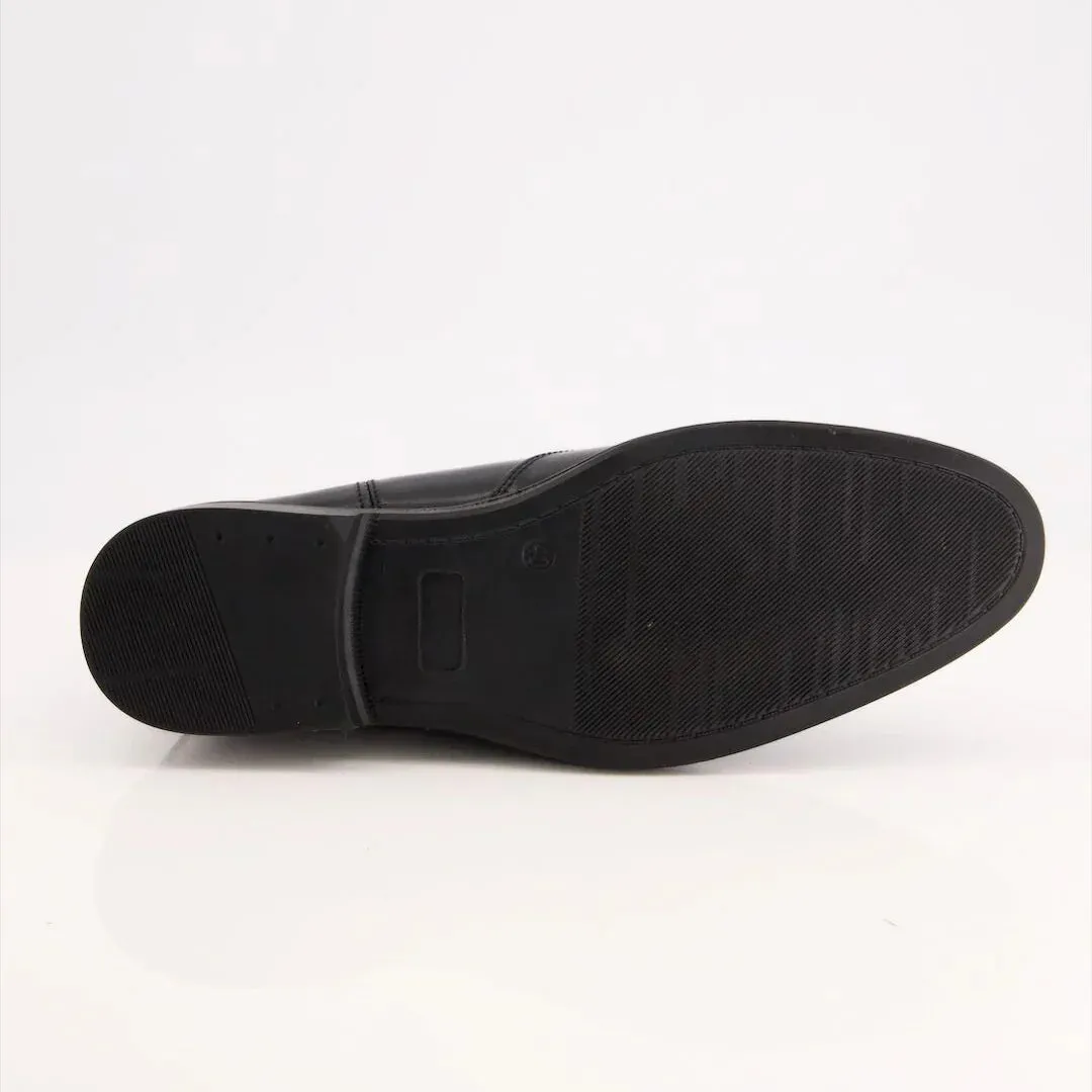CG BLACK LEATHER CHELSEA BOOTS