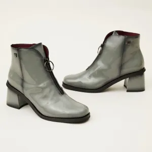 Jose Saenz Grey Patent Leather Ankle Boots