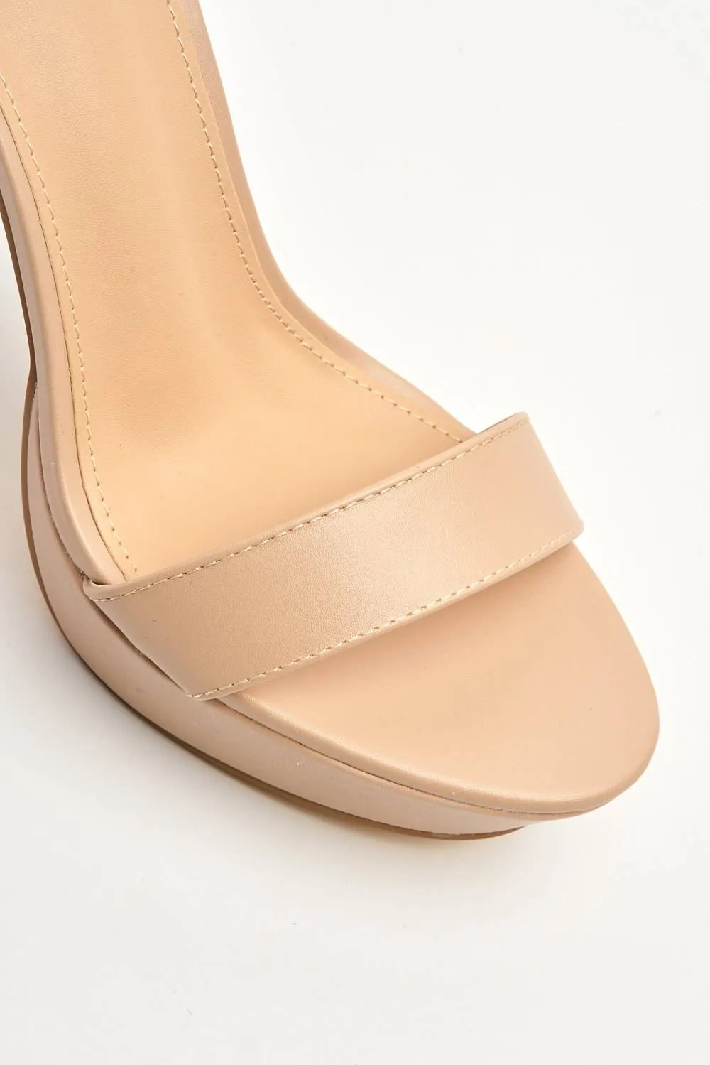 Ladysmith Plain Band Platform Anklestrap Sandal in Nude