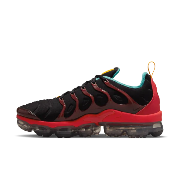 Nike - Men - Air Vapormax Plus - Black/University Gold/Red