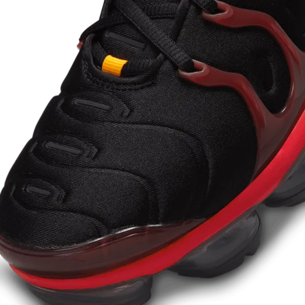 Nike - Men - Air Vapormax Plus - Black/University Gold/Red