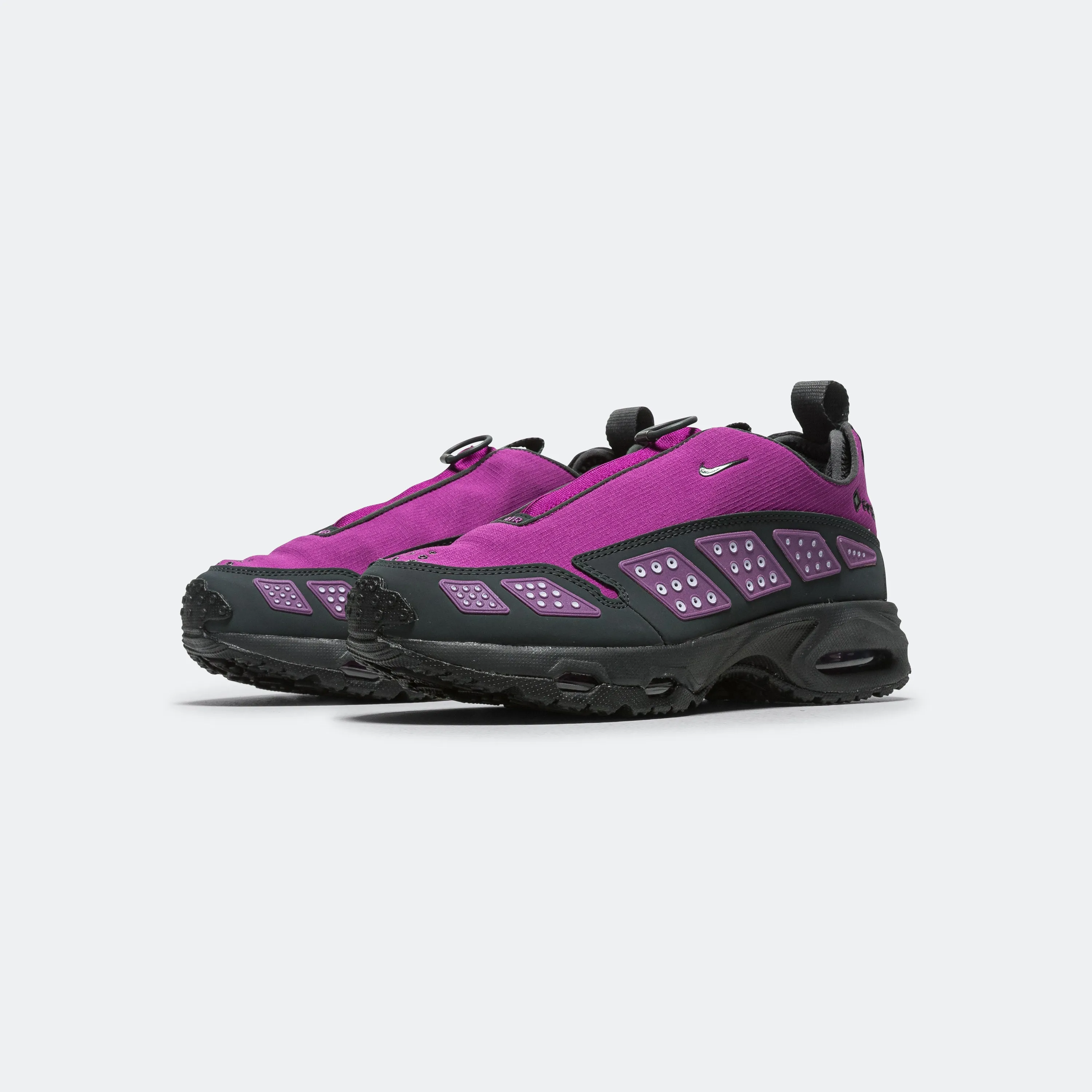 Womens Air Max SNDR GTX - Bold Berry/Dk-Smoke Grey-Ghost